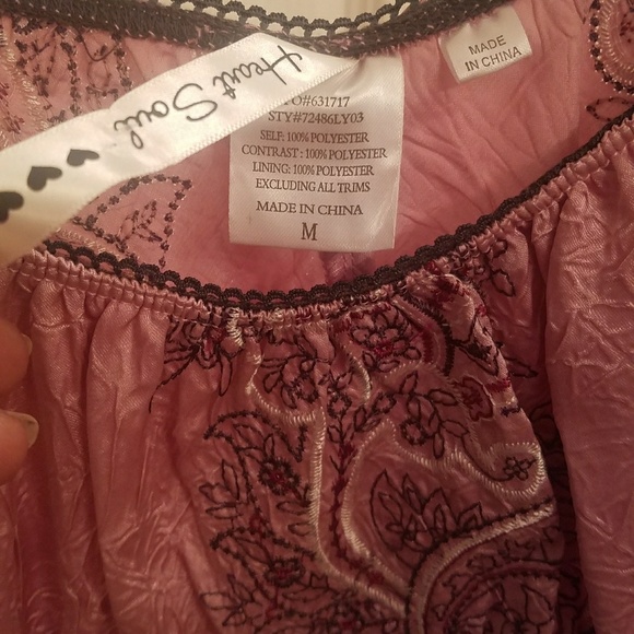 Blouse - Picture 2 of 3